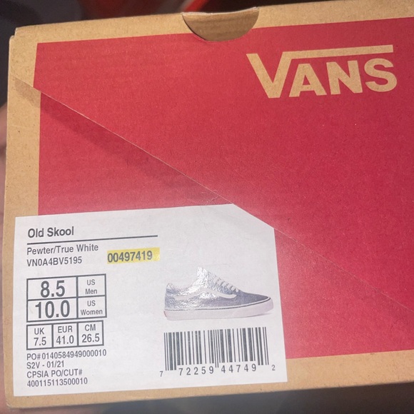 Vans - Picture 4 of 4